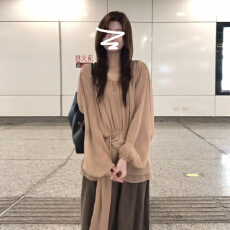 批发2026爆款韩系巨好看早<b class='q'>秋</b>穿搭一整套泡泡长袖上衣女阔腿裤两件套装