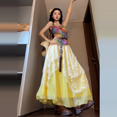 批发法式格纹抹胸套装<b class='q'>连衣裙</b>子女夏2025新款云南新疆草原旅游穿搭长裙