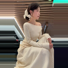 批发巨好看的早秋一整套装2026新款女初秋季针织连衣裙子温柔韩系气质