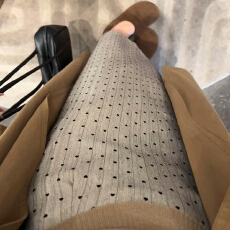 批发韩系灰色波点半身裙子女早秋季2025年新款巨好看高腰a字包臀长裙