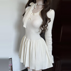批发法式甜美白色针织<b class='q'>连衣裙</b>子女秋冬2025新款小个子气质收腰a字短裙