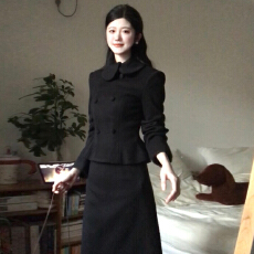 批发2025新款富家千金赫本风黑色套装连衣裙子女秋冬季高级感收腰<b class='q'>长裙</b>