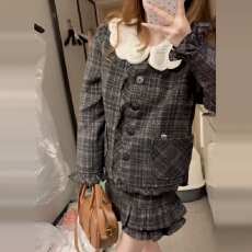 批发法式<b class='q'>娃娃领</b>格子小香风套装<b class='q'>连衣裙</b>子女深秋初冬高级感穿搭2025新款