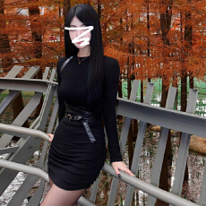 批发黑色性感辣妹<b class='q'>连衣裙</b>子女早春季2025年新款内搭打底紧身小妈包臀裙