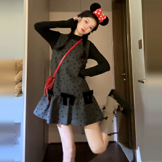 批发黑色<b class='q'>波点</b>针织<b class='q'>连衣裙</b>子女秋冬季2025新款小个子香风背心蓬蓬裙套装