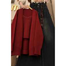 2025新款超好看宽松红色毛衣外套女秋冬季慵懒高级感针织开衫上衣