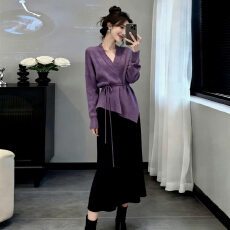 批发法式气质<b class='q'>紫色</b>针织套装<b class='q'>连衣裙</b>女秋冬新款巨好看穿搭一整套绝美长裙