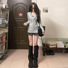 批发灰色v领针织毛衣女秋冬季2025新款可外穿内搭打底衫上衣<b class='q'>短裤</b><b class='q'>套装</b>