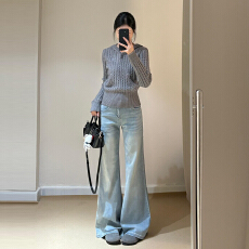 批发灰色连帽麻花<b class='q'>毛衣</b><b class='q'>女</b>2025新款早春秋季高级感慵懒风修身针织衫上衣