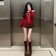 批发新年穿搭红色2026跨年一字肩毛衣连衣裙子两件套格纹短裙套装<b class='q'>冬</b>季