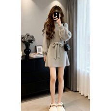 批发法式高级感绝美气质连衣裙子女秋<b class='q'>冬</b>2026新款收腰显瘦独特漂亮裙子