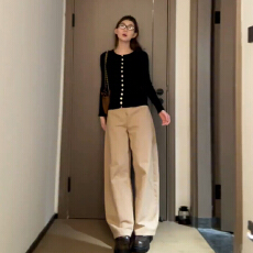 批发2026新款黑色针织开衫<b class='q'>毛衣</b>外套女早春季薄款短款修身上衣韩系穿搭