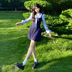 批发假两件陈衬衫拼接高级感巨好看的秋冬<b class='q'>连衣裙</b>子女2026新款a字短裙