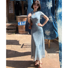 批发夏季新中式国风蓝色波点连衣裙子女2026新款修身收腰<b class='q'>包臀</b>旗袍<b class='q'>长裙</b>