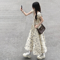 批发法式森系碎花收腰<b class='q'>连衣裙</b>子女夏2026新款夏日绝美不撞款度假长裙