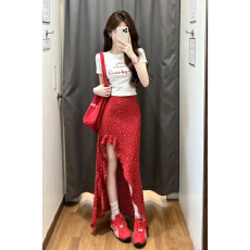 批发夏日绝美白色t恤短袖不规则<b class='q'>半身裙</b>子女夏季2026<b class='q'>新款</b>又甜又辣套装