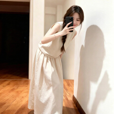 批发法式气质无袖<b class='q'>背心</b>连衣裙子女夏季2026新款巨好看穿搭一整套装<b class='q'>长裙</b>