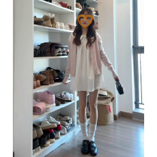 初恋娃娃领小白裙2026春夏季甜美减龄宽松小众短袖学院风连衣裙子