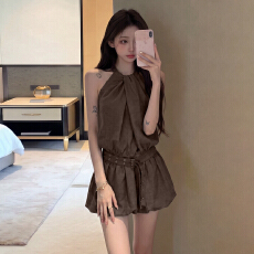 批发白色挂脖无袖连衣裙子女<b class='q'>夏季</b>2026新款法式气质绝美收腰花苞短裙子