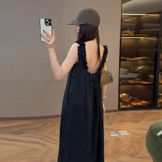 批发赫本风法式黑色无袖背心连衣裙子女<b class='q'>夏季</b>2026新款通勤气质宽松长裙