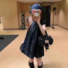 批发<b class='q'>夏</b>季度假松弛感韩系可爱减龄娃娃领短裙日系少女甜美白月光连衣裙