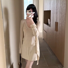 批发盐系轻熟漂亮套装<b class='q'>连衣裙</b>子女夏季新款休闲针织开衫背心半裙三件套