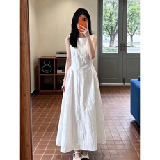 批发韩系温柔风白色连衣裙子女夏季圆领无袖背心收腰显瘦垂感a字长裙