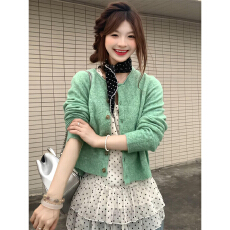 批发早秋氛围感绿色毛衣针织<b class='q'>开衫</b>外套女2026新款森系复古宽松气质上衣