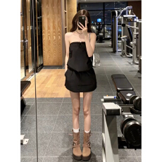批发小个子绝美辣妹工装短裙穿搭黑色抹胸连衣裙子女<b class='q'>夏</b>2026新款巨好看