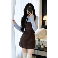 批发韩系学院风假两件长袖<b class='q'>连衣裙</b>女早春季2026新款高级感包臀格纹短裙