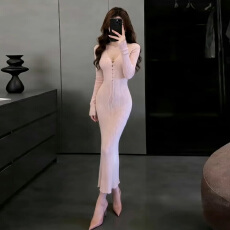 批发2026新款纯欲风长袖连衣裙子女春季性感辣妹内搭打底<b class='q'>修身</b>包臀长裙