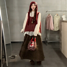 批发新年红复古镂空<b class='q'>毛衣</b>马甲<b class='q'>背心</b>女秋冬微胖大码宽松显瘦洋气马夹上衣