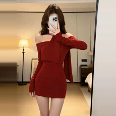 批发法式红色一字肩长袖<b class='q'>连衣裙</b>女春季2026新款性感修身显瘦包臀短裙
