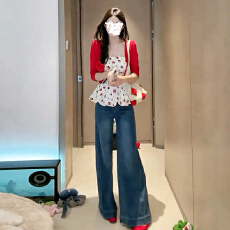 批发碎花抹胸连衣裙子女夏季2025新款开春<b class='q'>韩</b>系花苞短裙穿搭套装