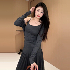 批发法式慵懒<b class='q'>风</b>灰色连衣裙子女早春冬2026新款<b class='q'>韩</b>系高级感收腰套装长裙