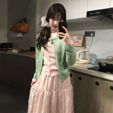 批发早春季巨好看漂亮韩系穿搭一整套粉色连衣裙子女2026新款长裙<b class='q'>套装</b>