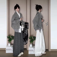 批发灰色小香风短款卫衣外套女早春季2026新爆款连帽拉链毛衣开衫上衣