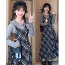 批发韩系巨好看穿搭一整套2026新款格纹<b class='q'>连衣裙</b>子女早春季长裙两件套装