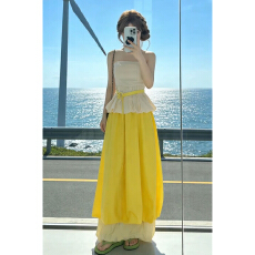 批发2026新款巨好看初夏漂亮一整套黄色连衣<b class='q'>裙</b>子女抹胸<b class='q'>花苞</b>套装长<b class='q'>裙</b><b class='q'>春</b>