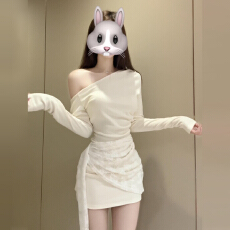 批发小个子香风白色斜肩<b class='q'>连衣裙</b>女2026新款秋冬季高级感收腰修身包臀裙