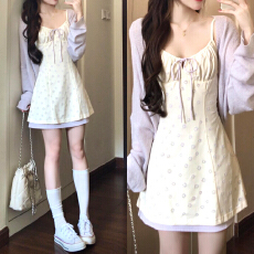 批发韩系甜美纯欲风碎花吊带<b class='q'>连衣裙</b>子女2026新款夏季绝美掐腰短裙套装