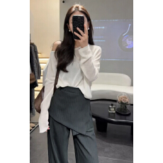 韩系巨好看穿搭一整套白色斜肩上衣阔腿裤两件套装女春季2026新款