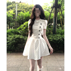 批发miu系穿搭白色<b class='q'>波点</b><b class='q'>连衣裙</b>子女夏季2026新款千金感绝美收腰a字短裙
