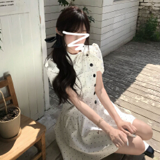 批发miu系穿搭白色<b class='q'>波点</b><b class='q'>连衣裙</b>子女夏季2026新款千金感绝美收腰a字短裙