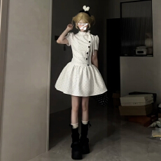 批发miu系穿搭白色<b class='q'>波点</b><b class='q'>连衣裙</b>子女夏季2026新款千金感绝美收腰a字短裙