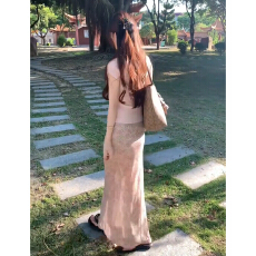 批发法式粉色碎花连衣裙子女夏季2026新款巨好看早春漂亮穿搭一整<b class='q'>套装</b>