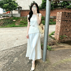 法式气质白色吊带连衣裙子女装夏季2026新款套装长裙小个子设计感