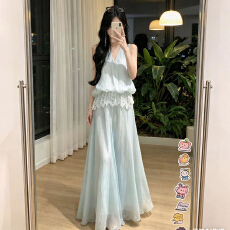批发法式仙女套装薄荷绿出片漂亮<b class='q'>连衣裙</b>女夏季绝美背心上衣长裙两件套