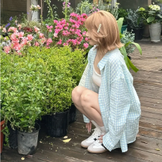 批发2026年新款粉色蓝色单件情侣设计显嫩格子衬衫女百搭休闲宽松外套