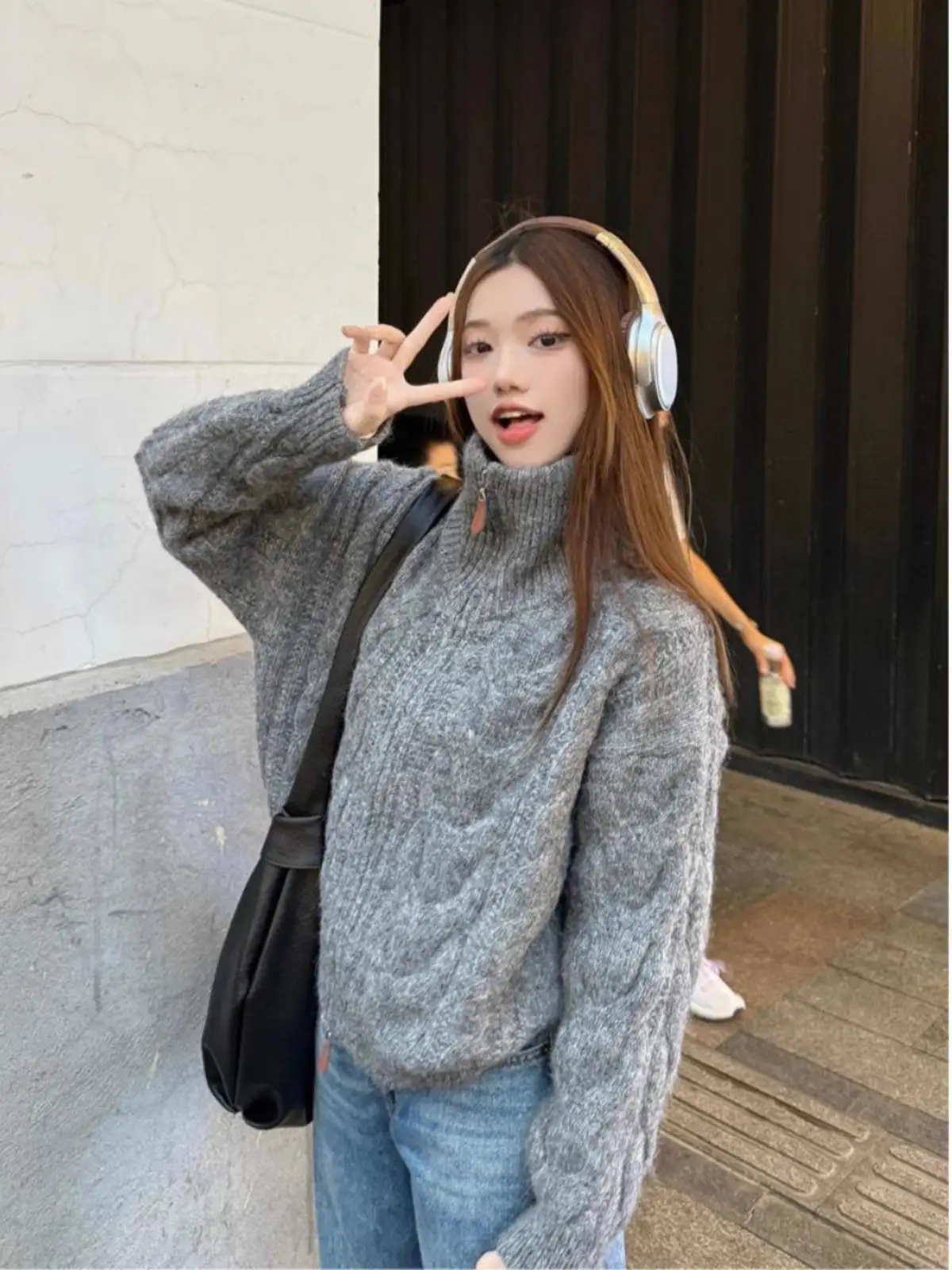 한국인기 루즈핏 스탠드 칼라 더블 지퍼 꽈배기 니트 가디건 상세 이미지 5